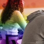 Scuole: forte aumento delle sospensioni per abusi omofobi e transfobici