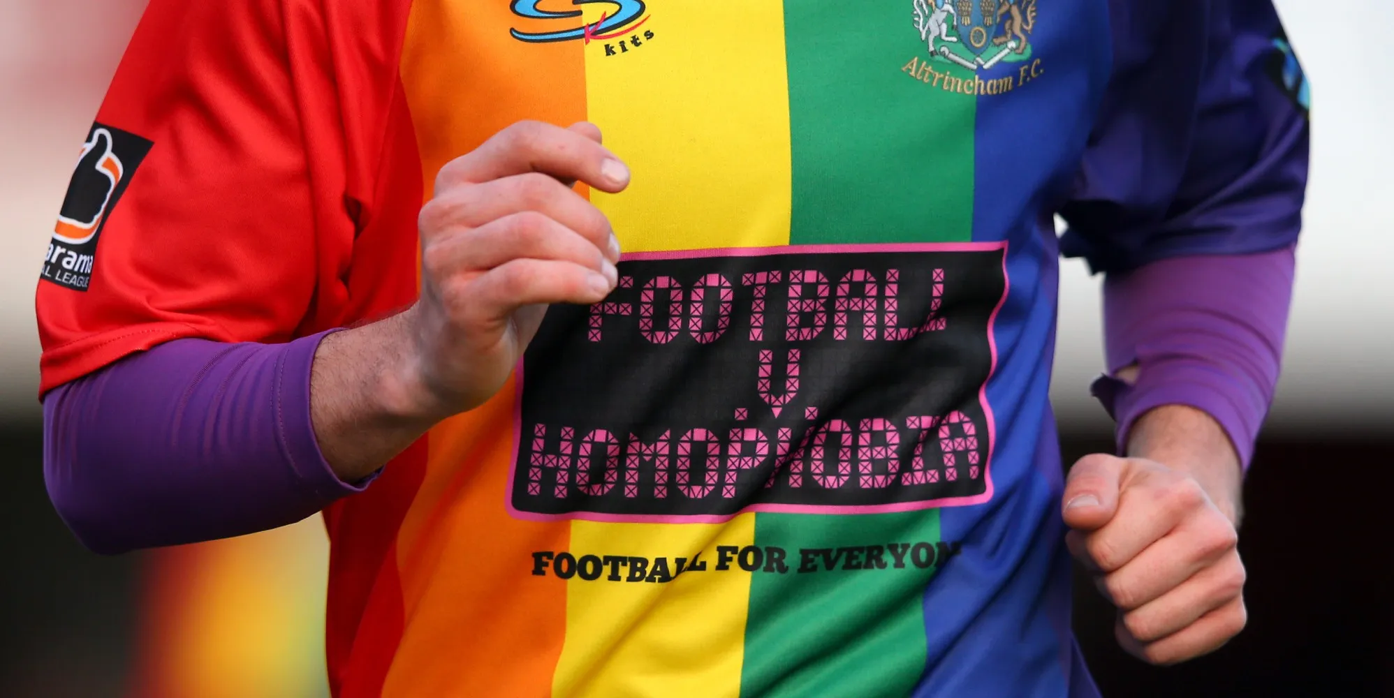 Associazione LGBTQ+ nel calcio: +46% segnalazioni di omofobia