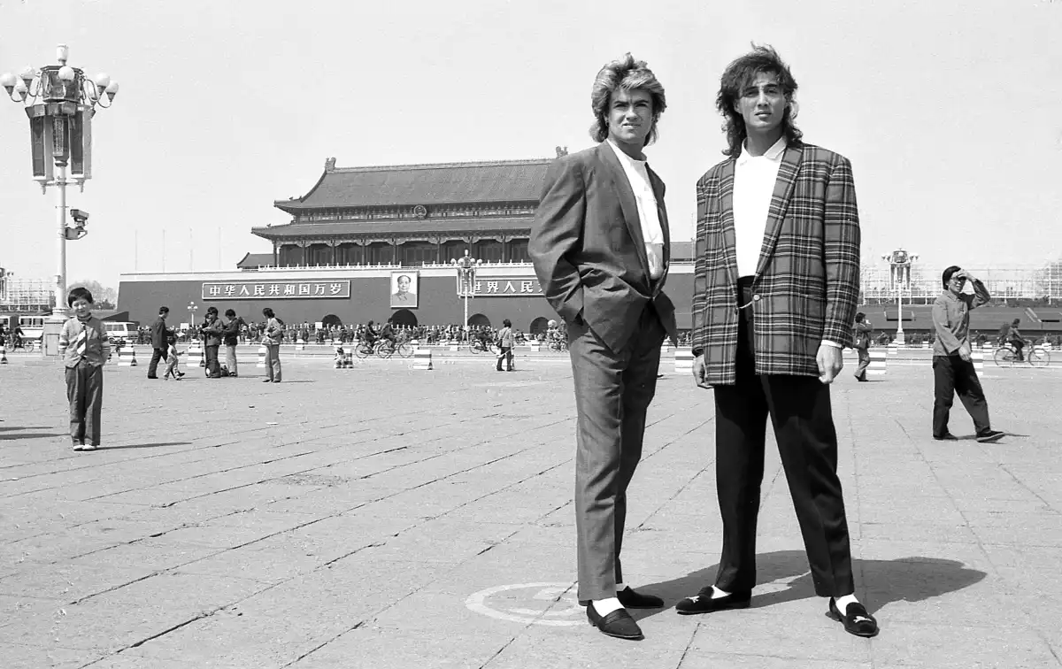Domande e Risposte: Andrew Ridgeley ricorda il tour storico del 1985 in 'WHAM! Dieci giorni in Cina'