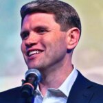 James Talarico sfida i temi transgender del GOP: l'unica minoranza che distrugge l'America sono i miliardari
